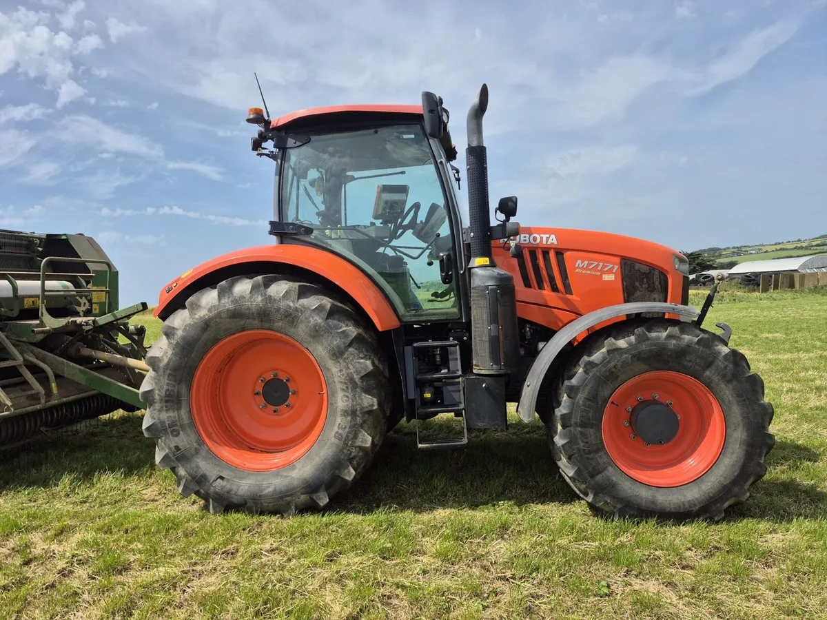 Kubota 7171 Premium - Image 1