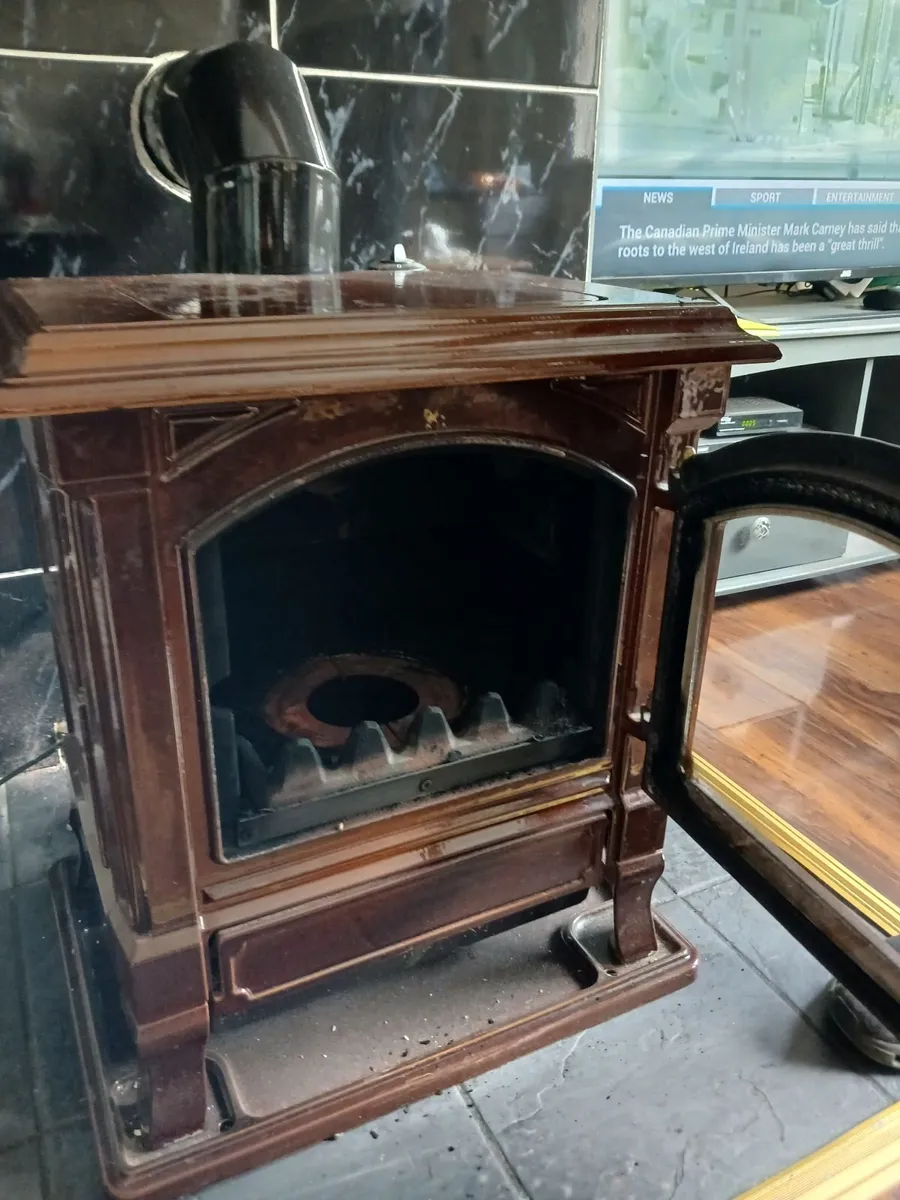 Oil stove - Image 1