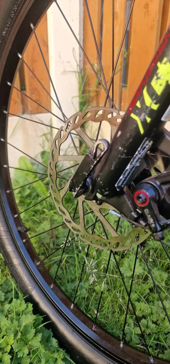 Carrera "Blast" children mountain bike 24" wheels - Image 4