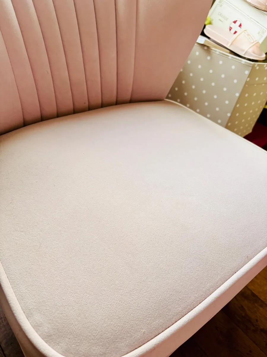 Blush Pink Occasional Chair - Image 3
