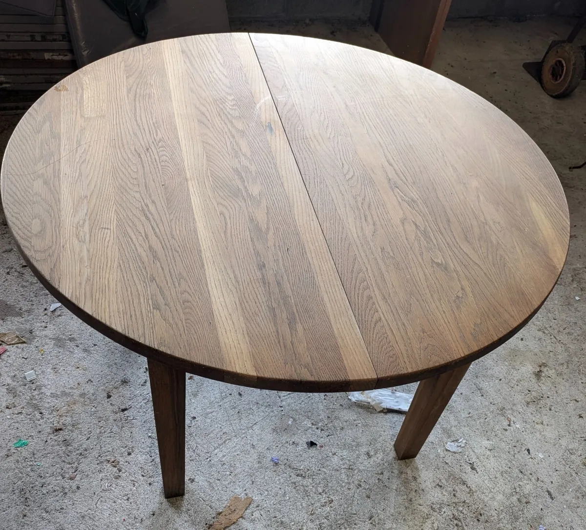 Kitchen table