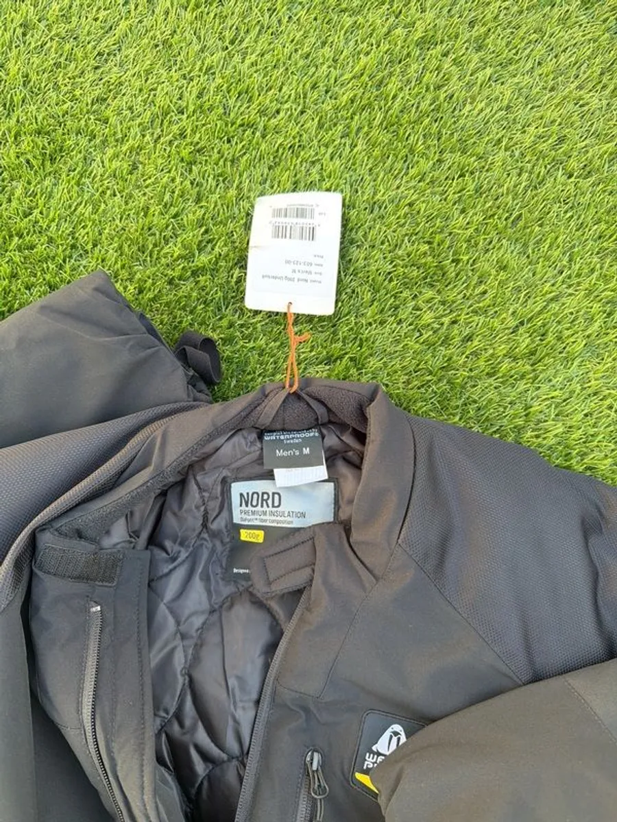 Drysuit under suit - Image 1
