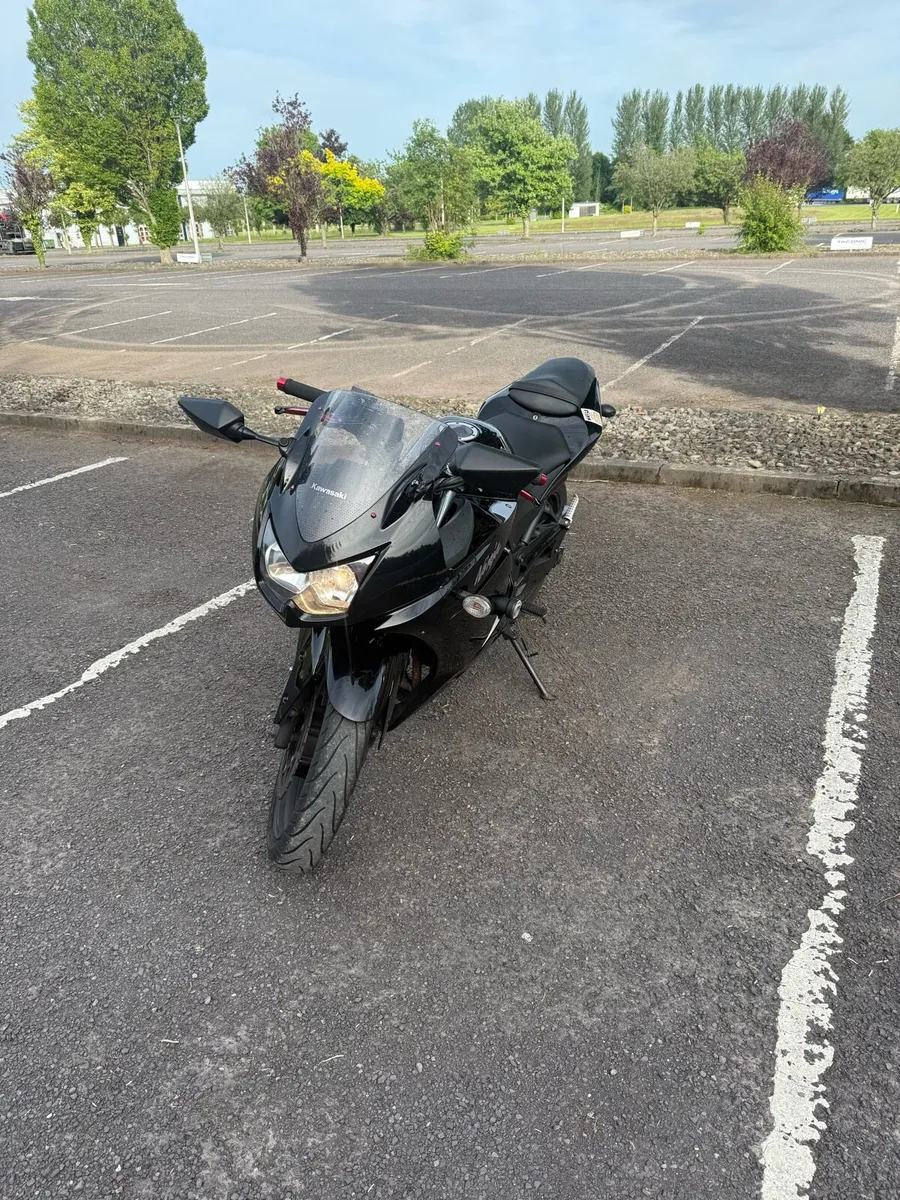 Kawasaki Ninja 250r - Image 2
