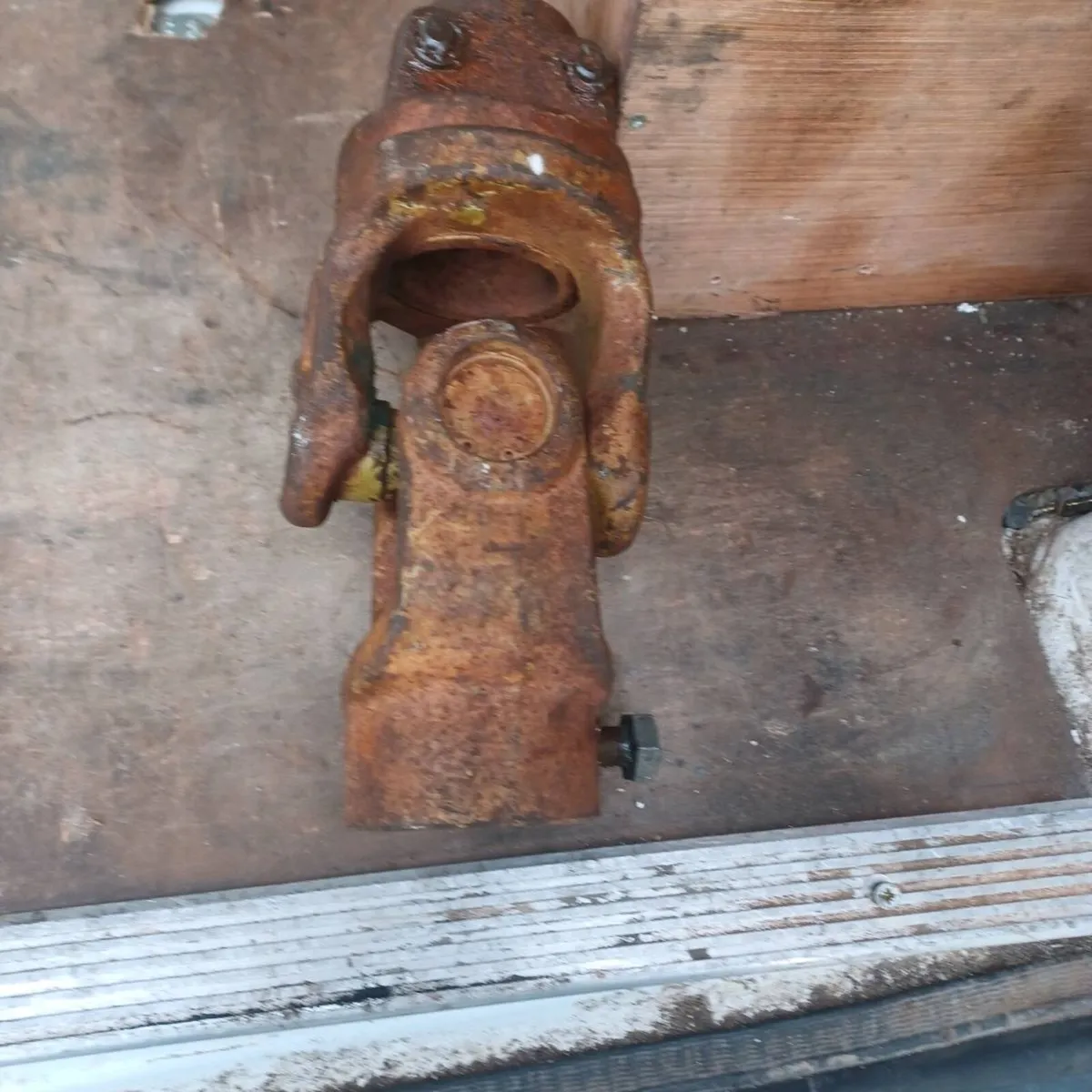 Universal Joint - Image 2