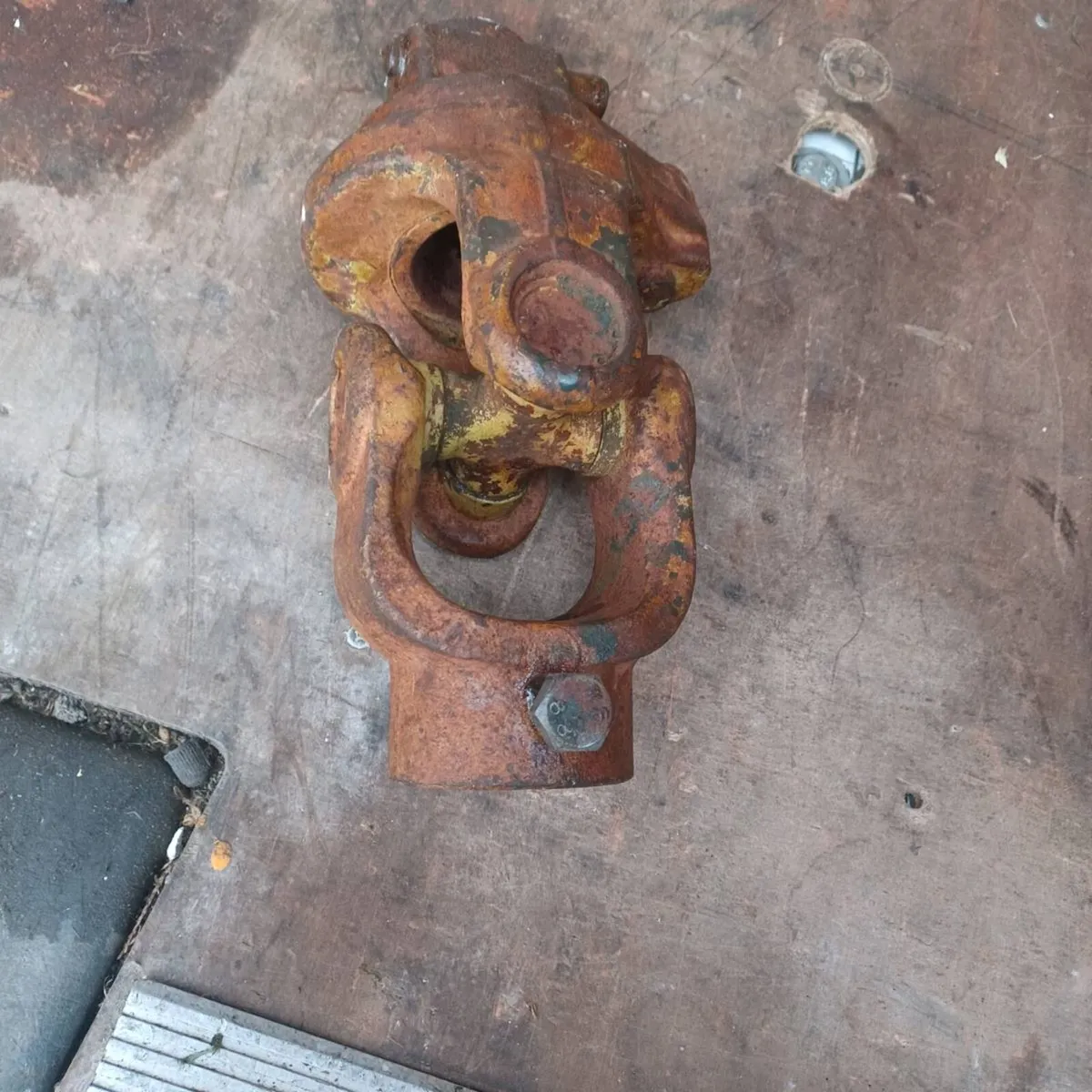 Universal Joint - Image 1