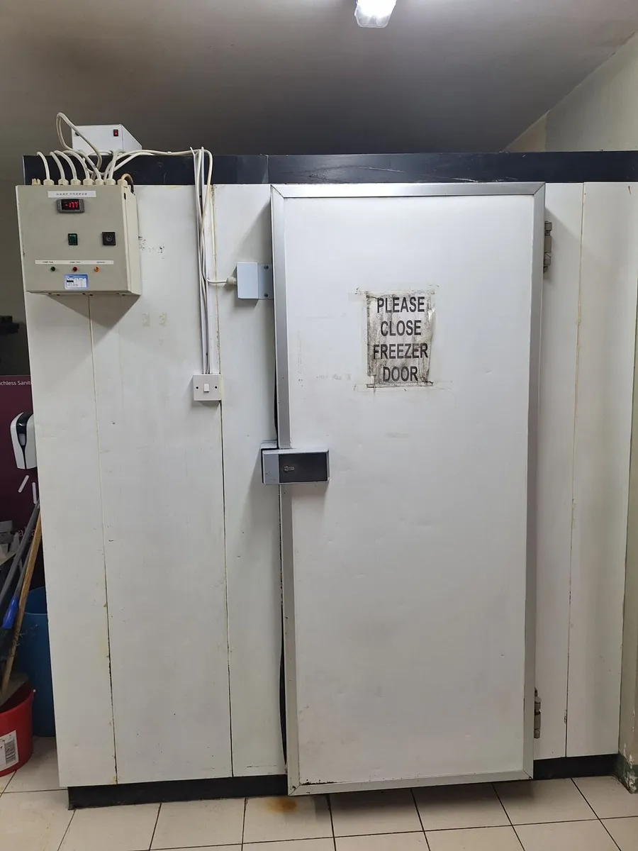 Walk in freezer - Image 1