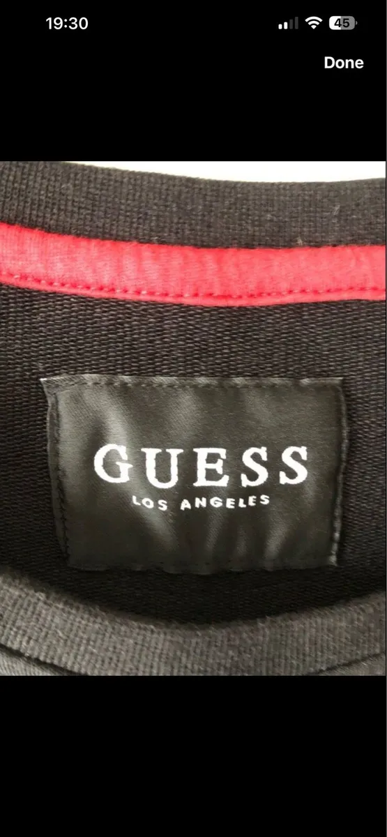 Mens Guess sweater size M €20 - Image 2