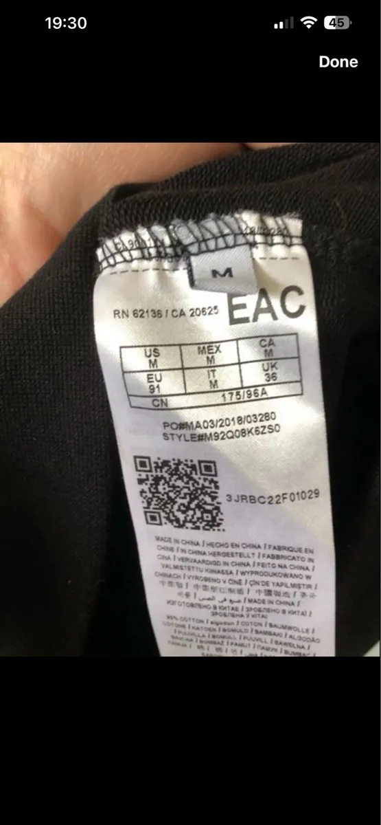 Mens Guess sweater size M €20 - Image 3
