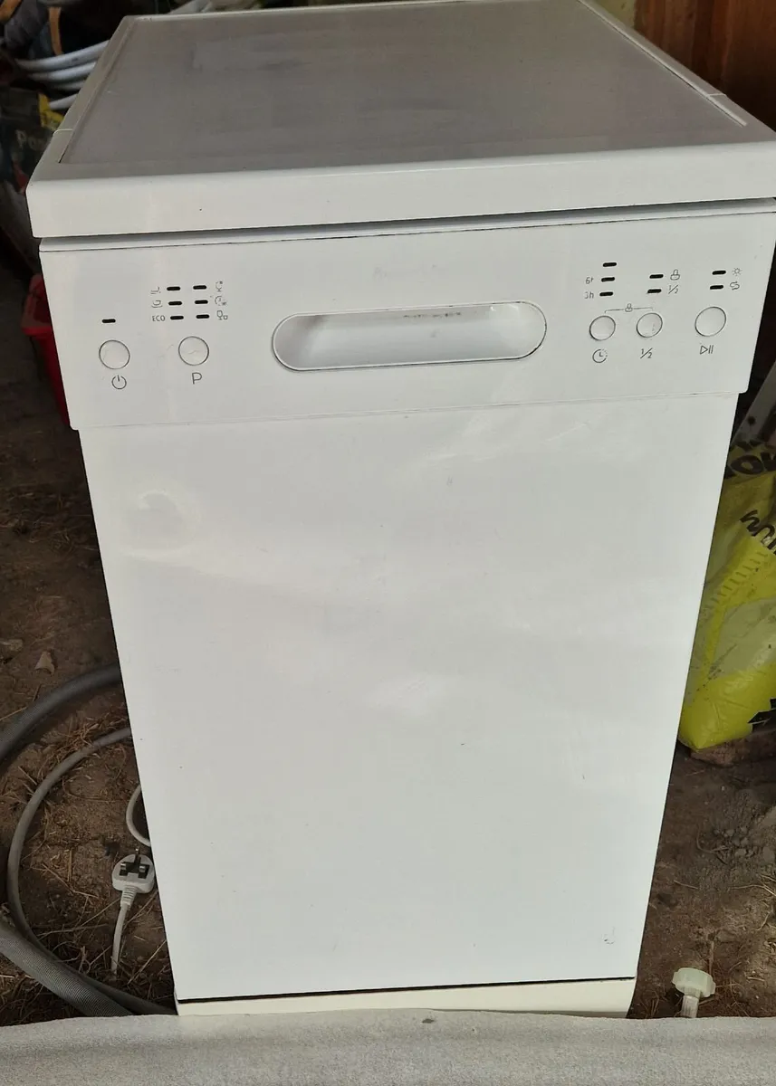 Dishwasher slimline - Image 1