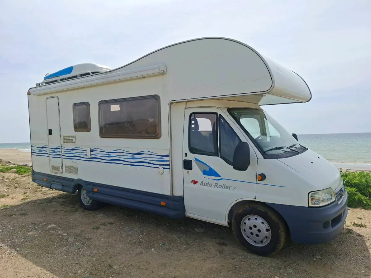 Motorhome - Image 4
