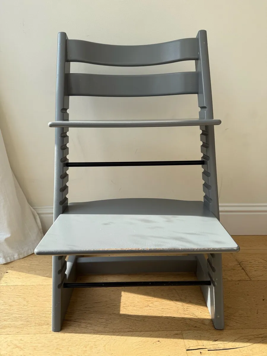 STOKKE trip trap high chair + accessories - Image 2