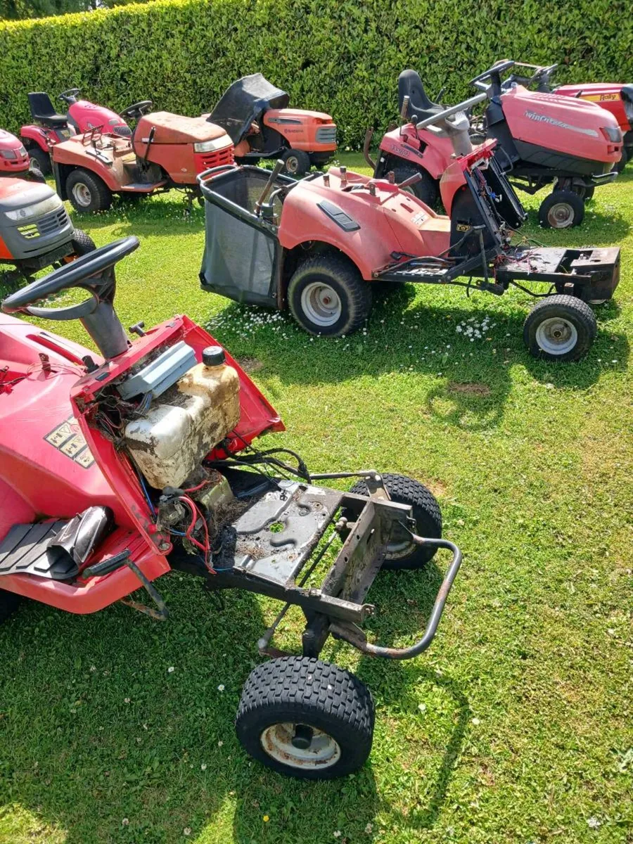 Ride on mowers breaking for parts - Image 4
