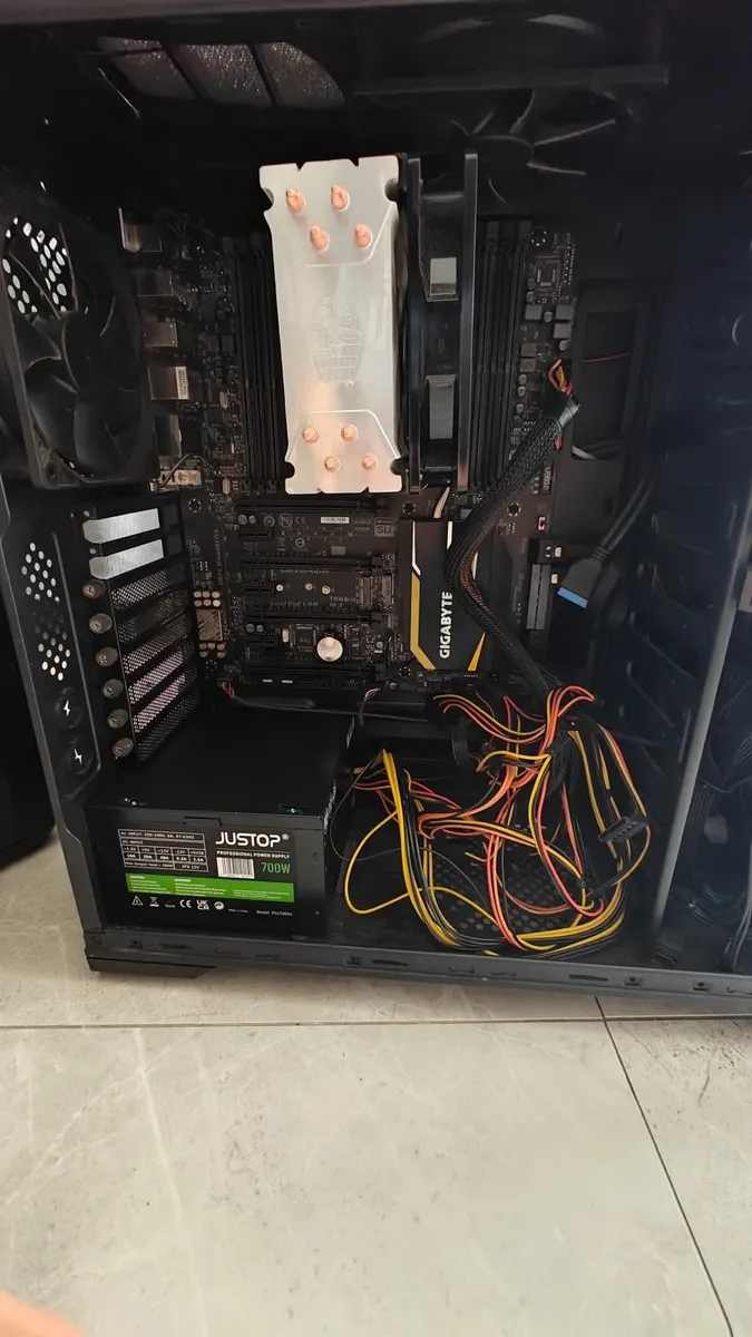 Two gaming PC Stealth boxes(parts) - Image 2