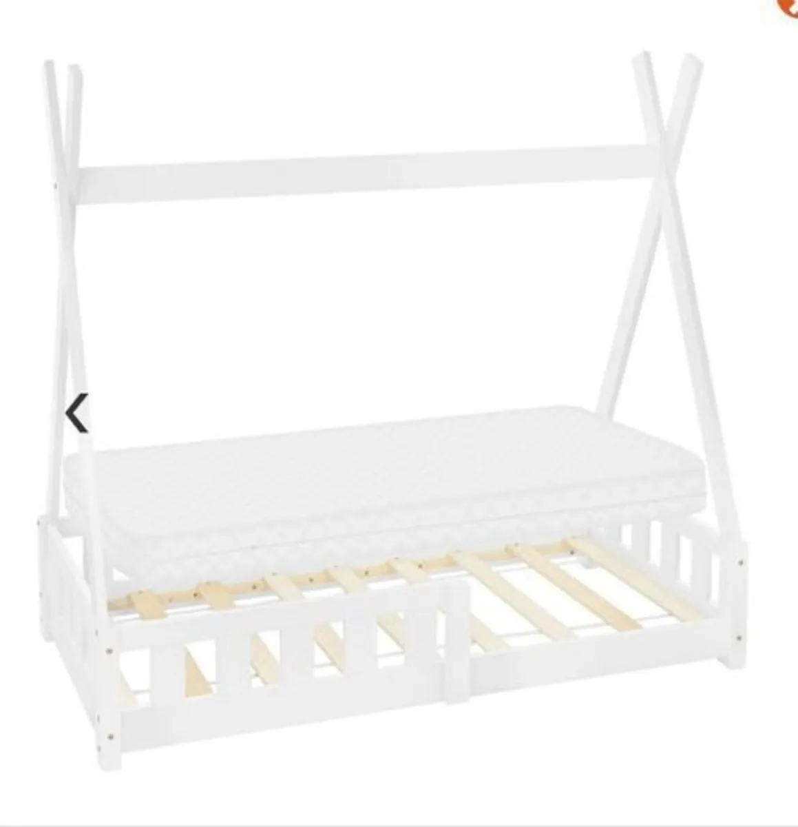 Kid's Tipi bed with mattress - Image 2