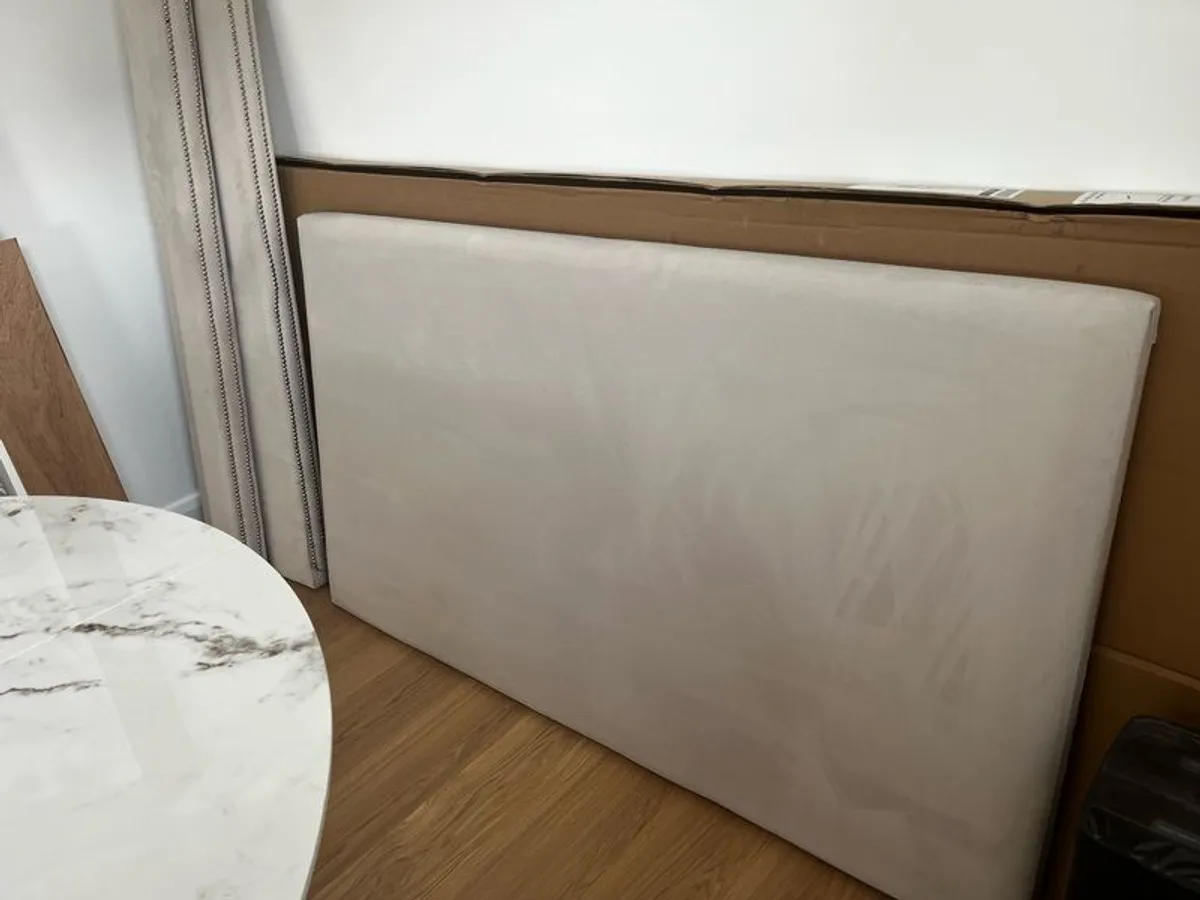 King Size headboard ( with optional wings) - Image 1