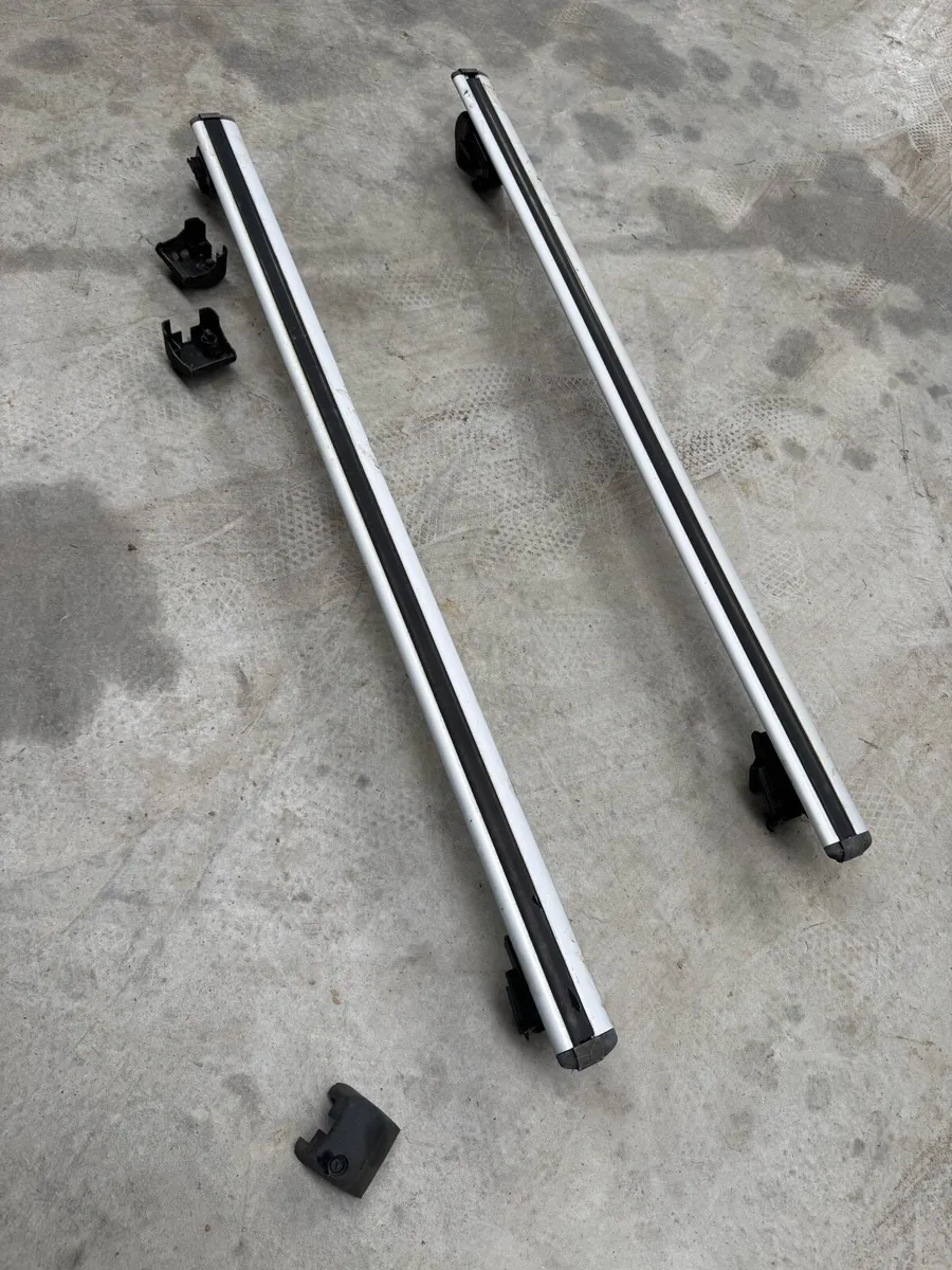 Landcruiser parts - Image 2