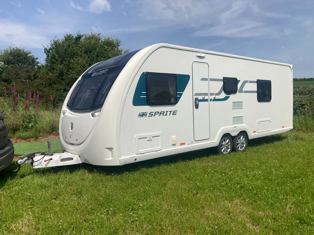 Swift Sprite Quattro, 6 Berth - Image 3