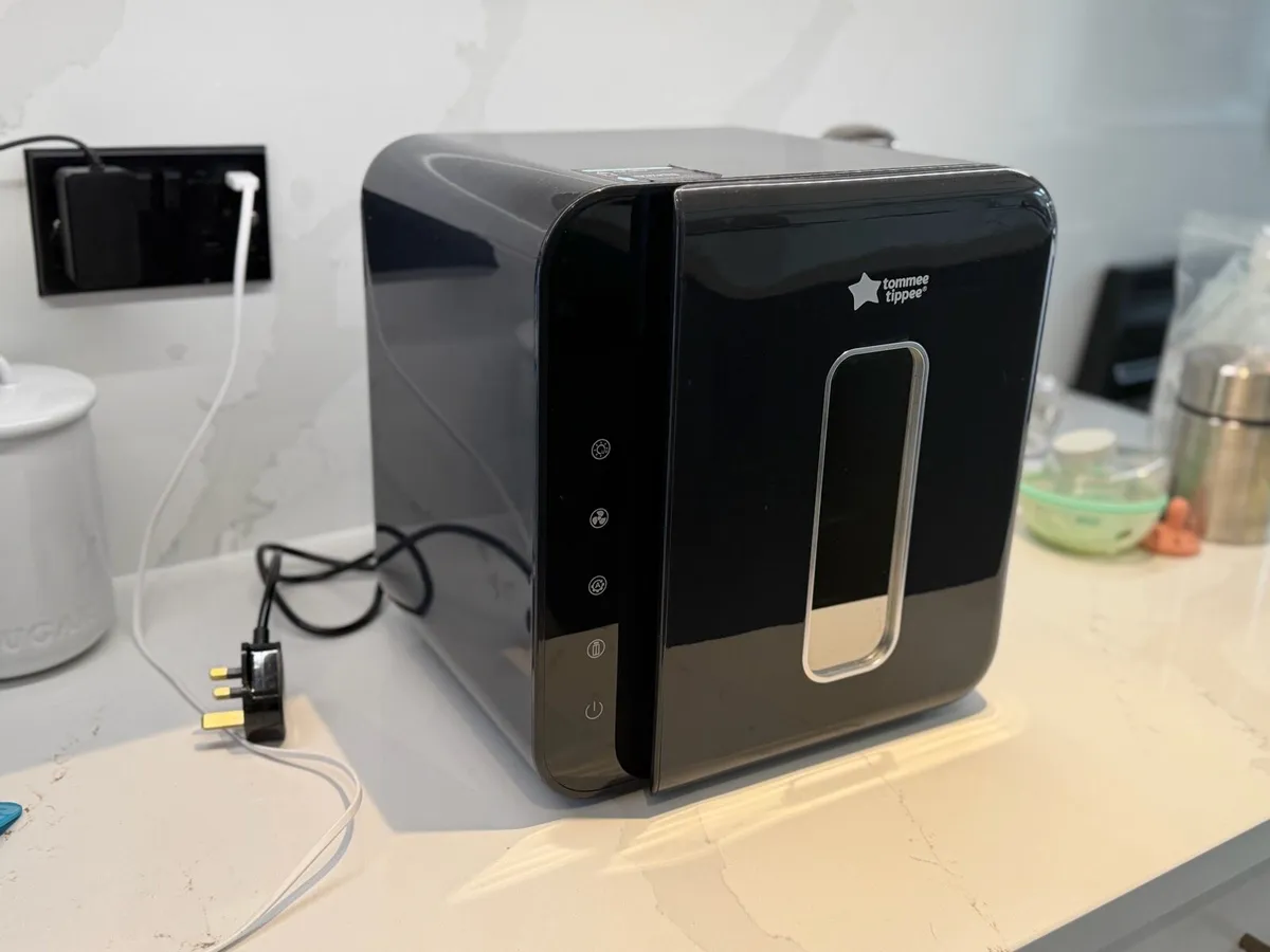 Tommee Tippee UV Steriliser & Dryer - Image 3