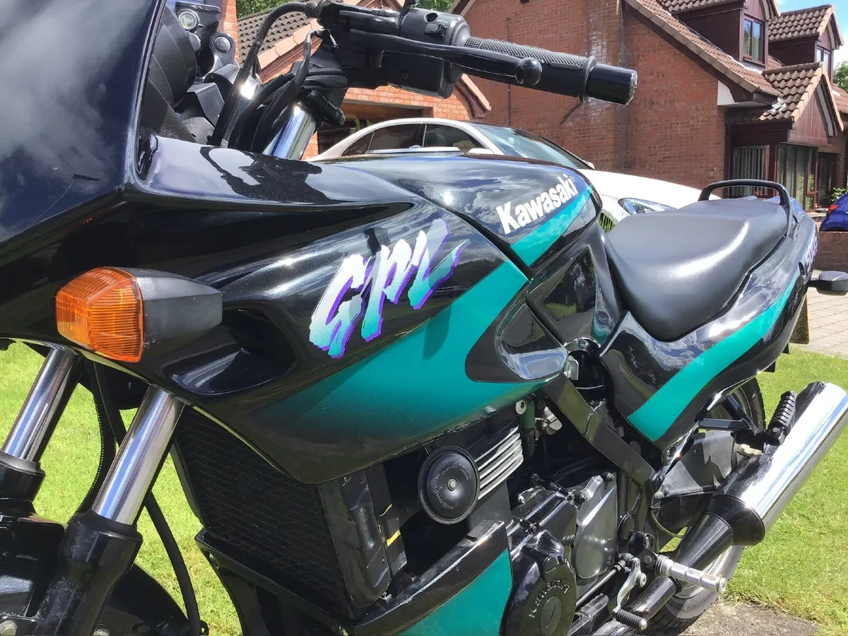 KAWASAKI GPZ500S. Good allrounder. - Image 4