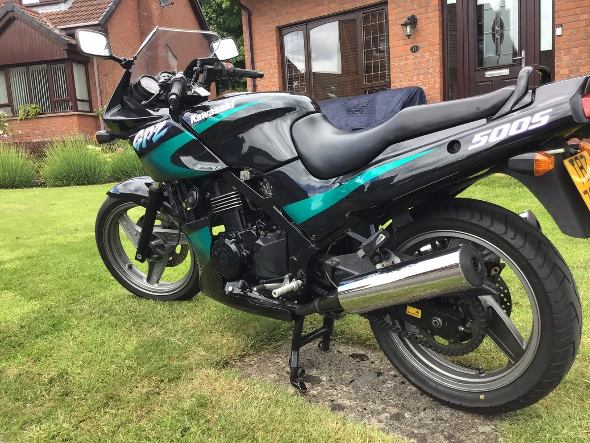 KAWASAKI GPZ500S. Good allrounder. - Image 1