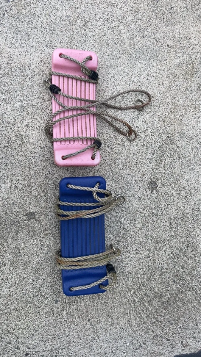 Swing set - Image 1