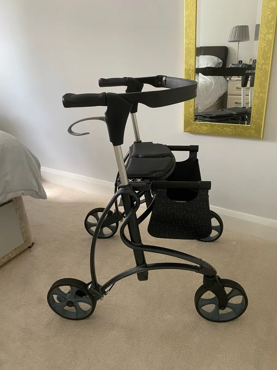 Rollator  / walking aid - Image 2