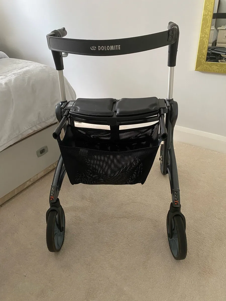 Rollator  / walking aid - Image 3