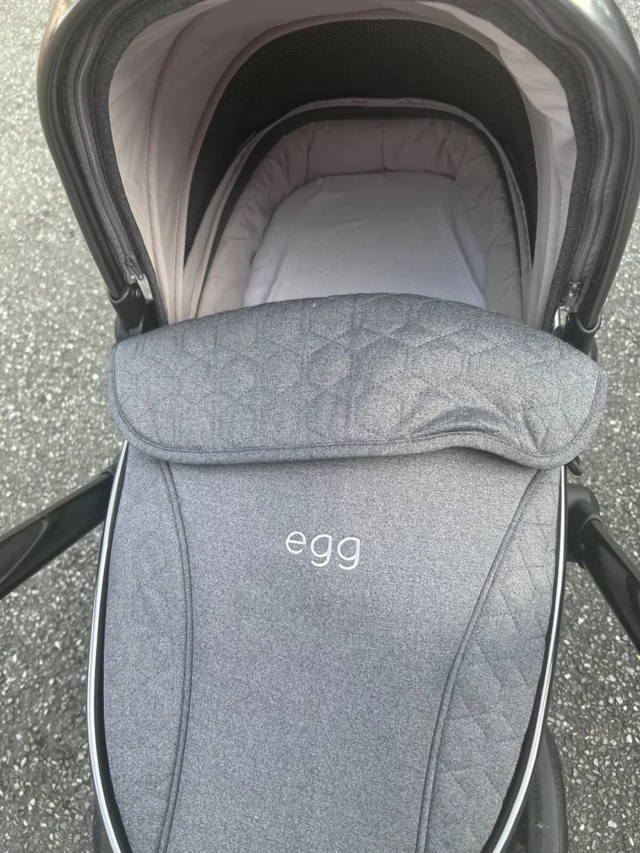 Pram - Image 3