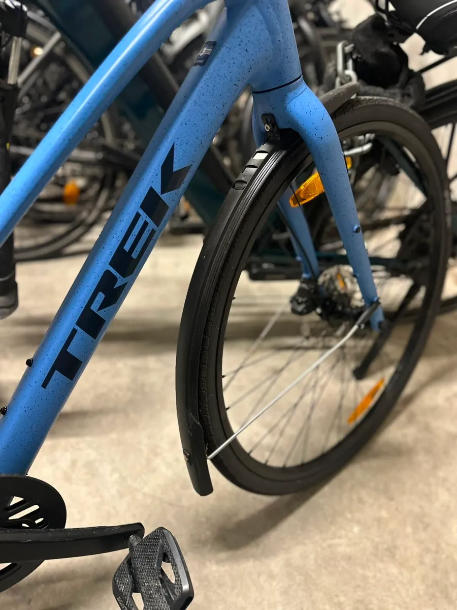 Trek FX Gen 4 Small - Image 4