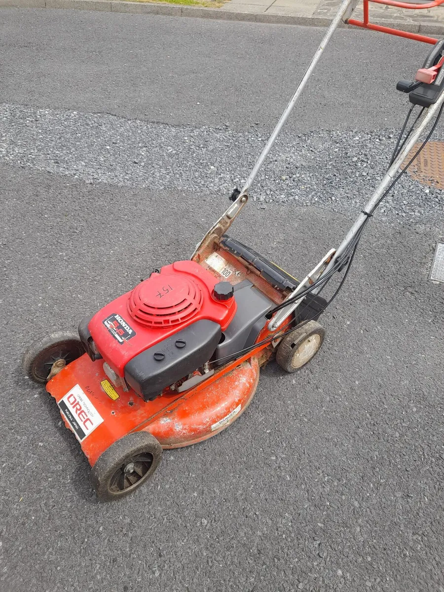 Orec Lawnmower, Honda Engine - Image 1