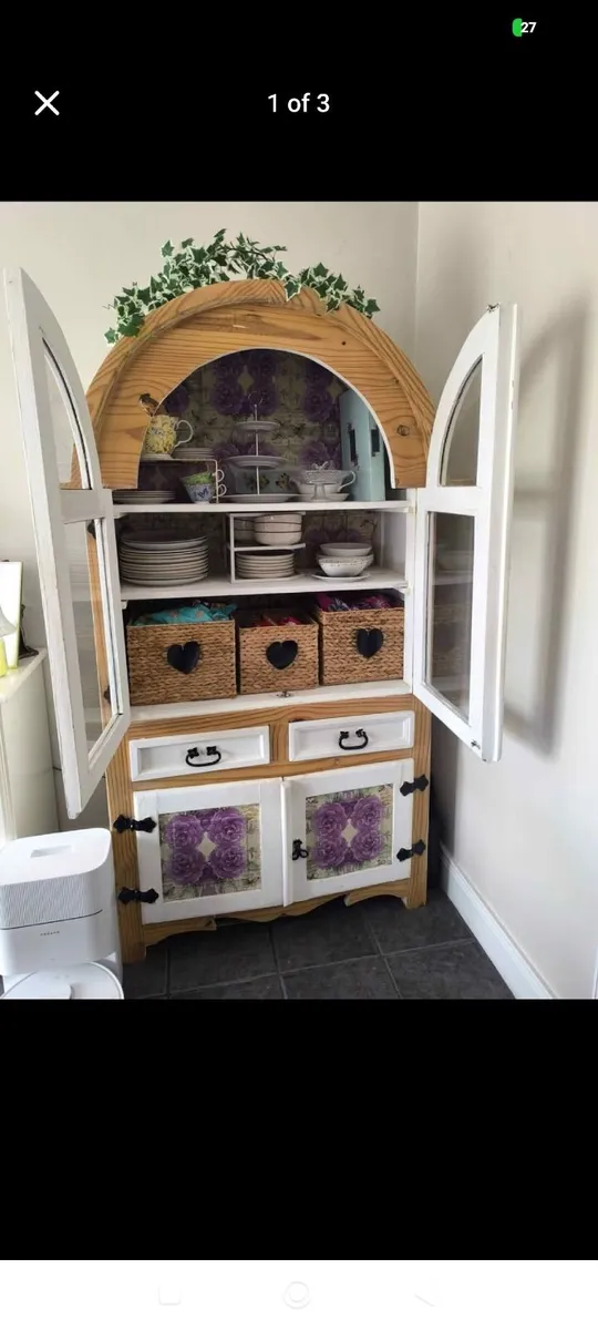 Beautiful Bespoke Rustic Kitchen Dresser - Image 3