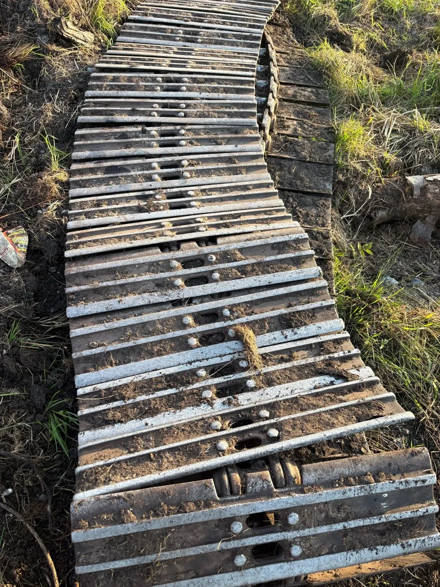 Full set of pads for 12 ton machine - Image 1