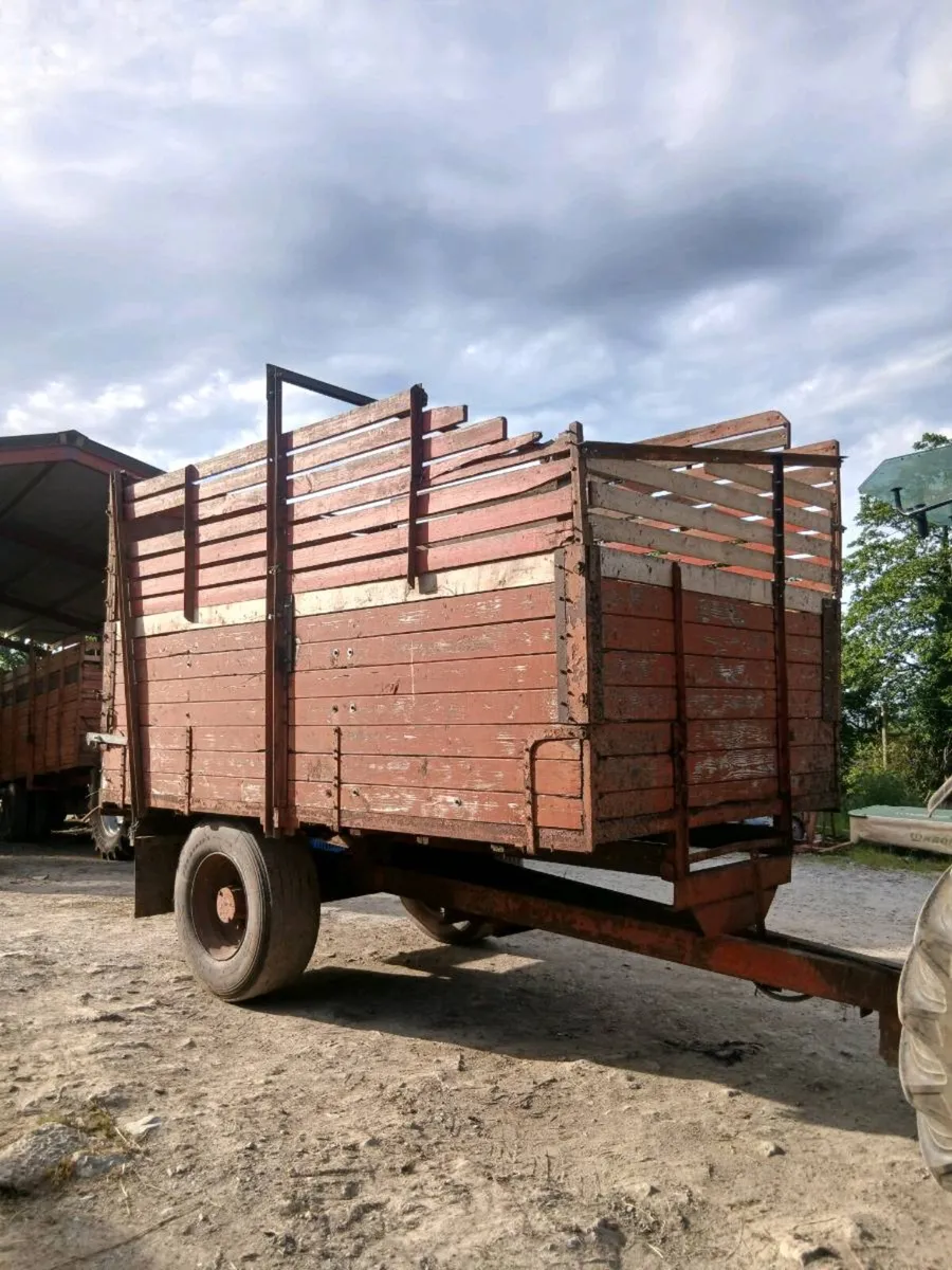 13x7 Lee silage trailer - Image 1