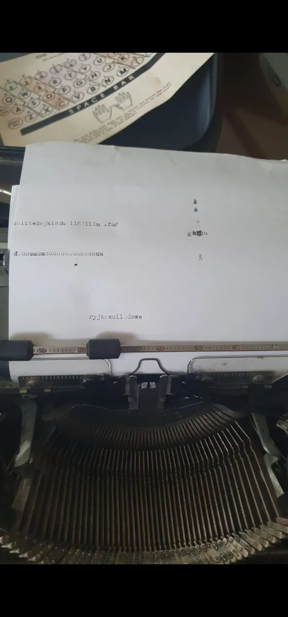 Typewriter - Image 3
