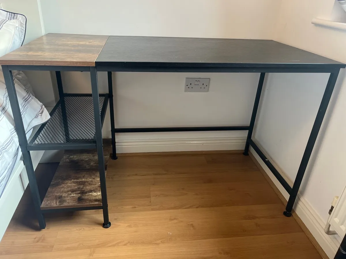Desk - Image 3