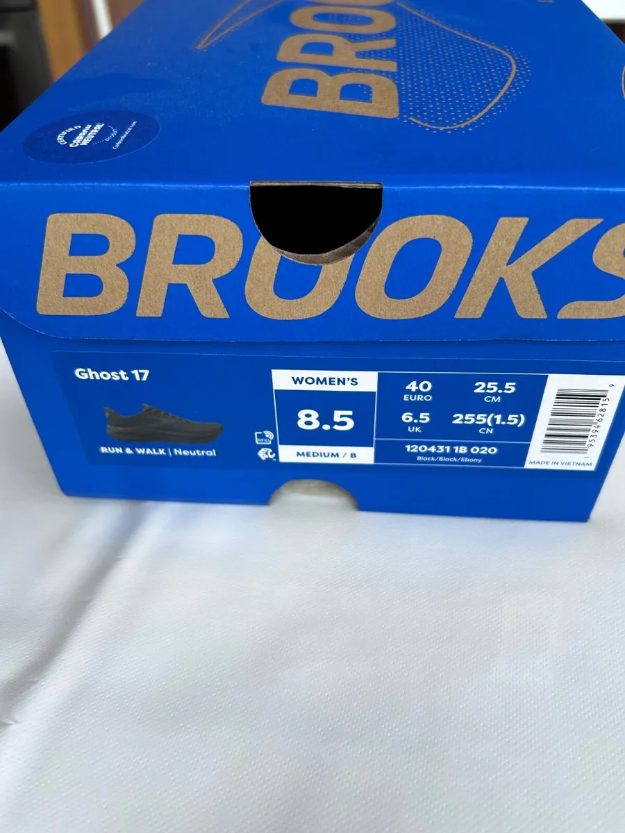 Brooks Ladies Running Shoes - Image 1