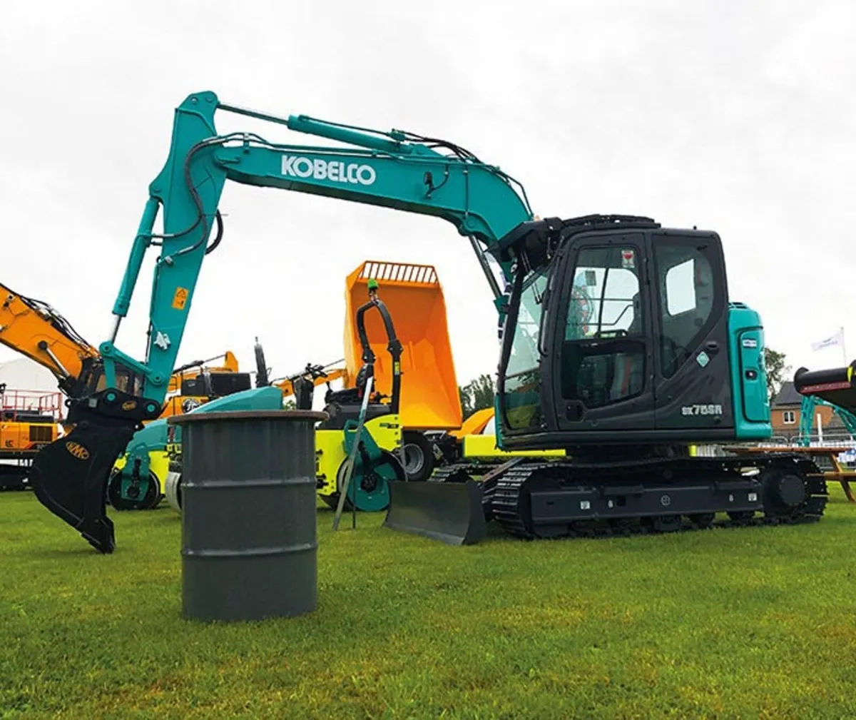 Self drive machine hire