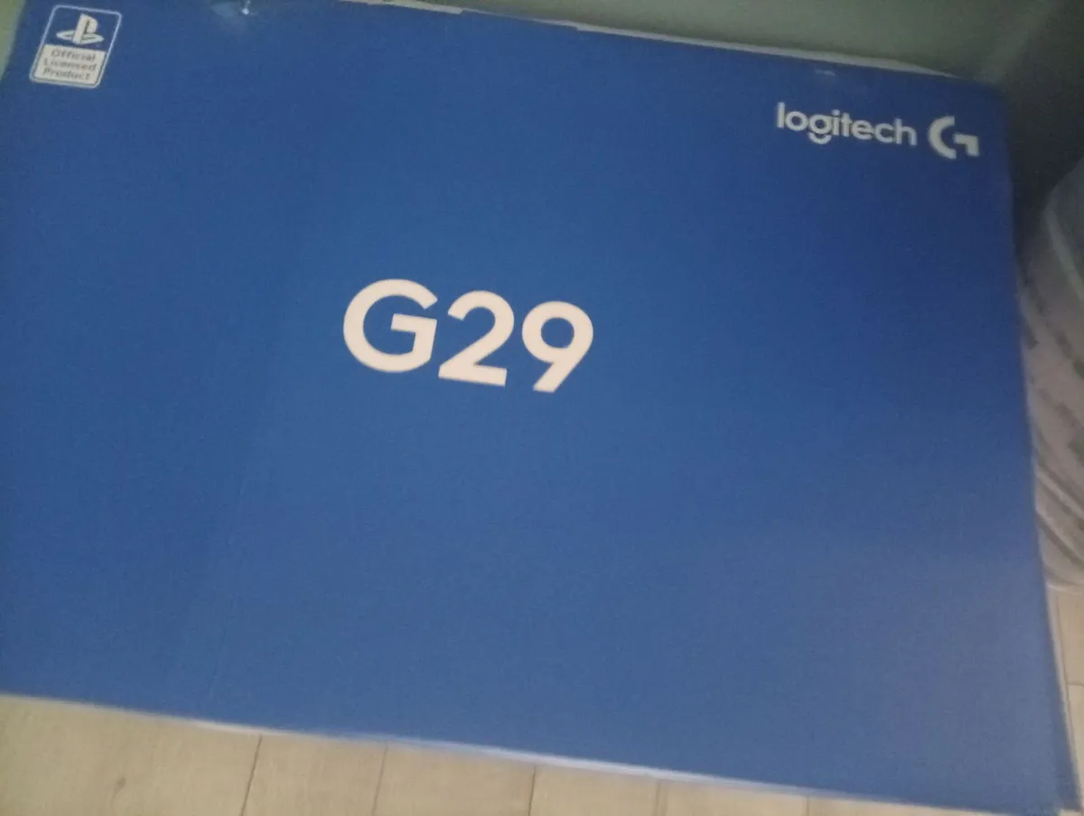 Logitech g29 steering wheel unused in box full set - Image 2