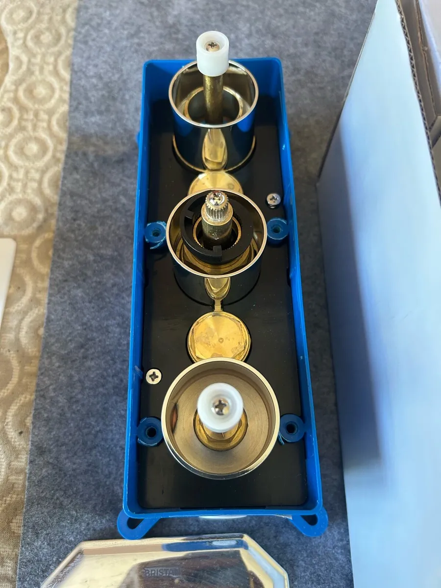 New Bristan 3 way shower valve - Image 3