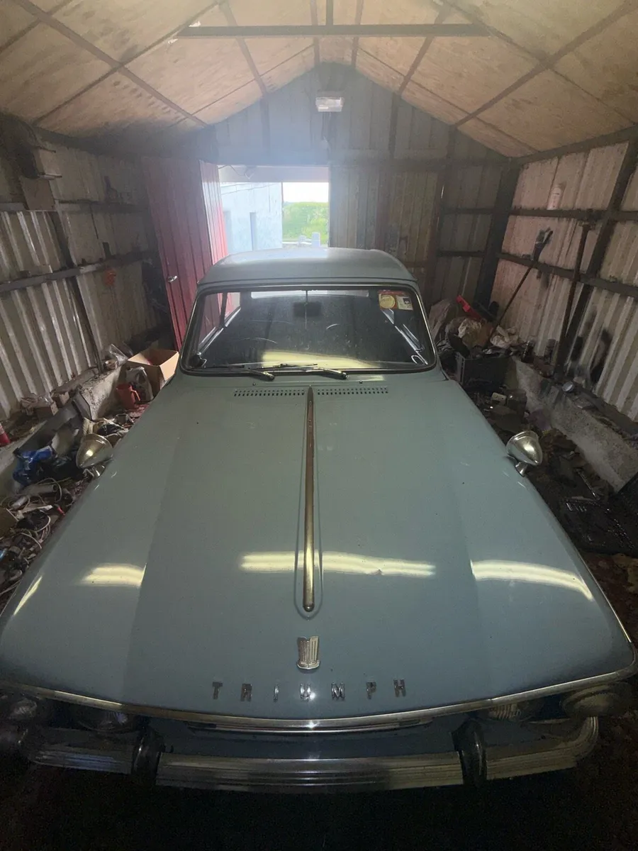 Triumph 1.6 petrol Vittess 6 - Image 1