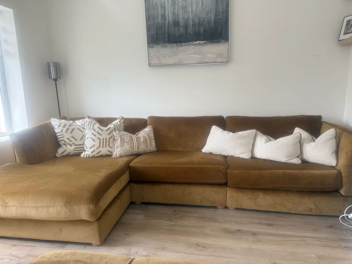 Chaise Sofa with Footstool - Image 4