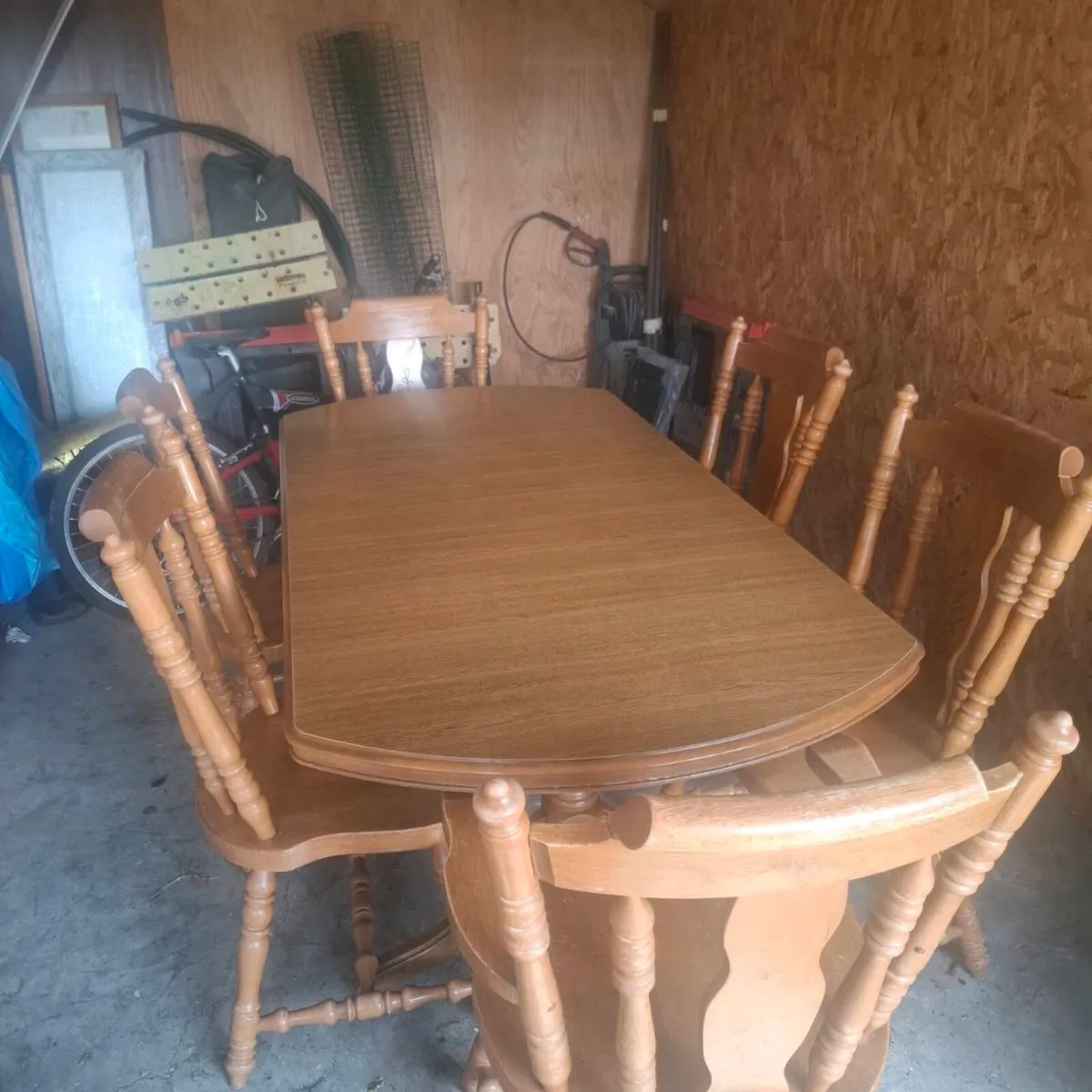 Solid Oak Dining Table & 6 Chairs - Image 1