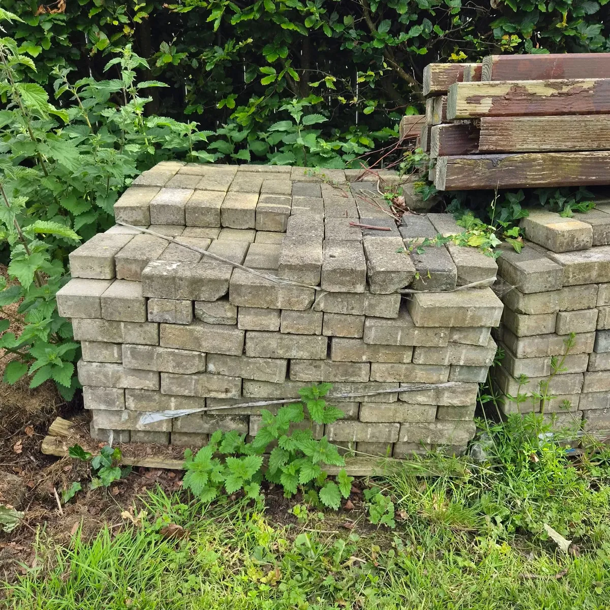 Paving bricks - Image 3