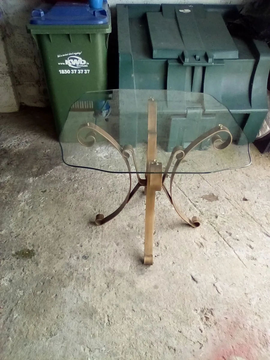 Patio table - Image 4