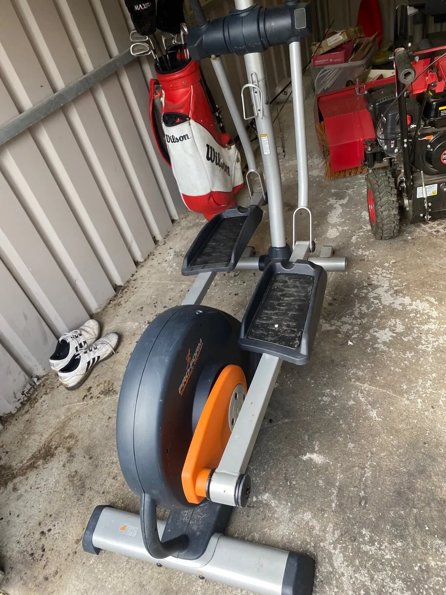 Cross trainer - Image 2
