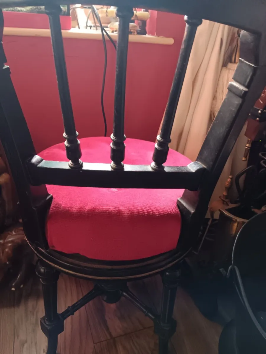 Antique nursing chair - Image 3