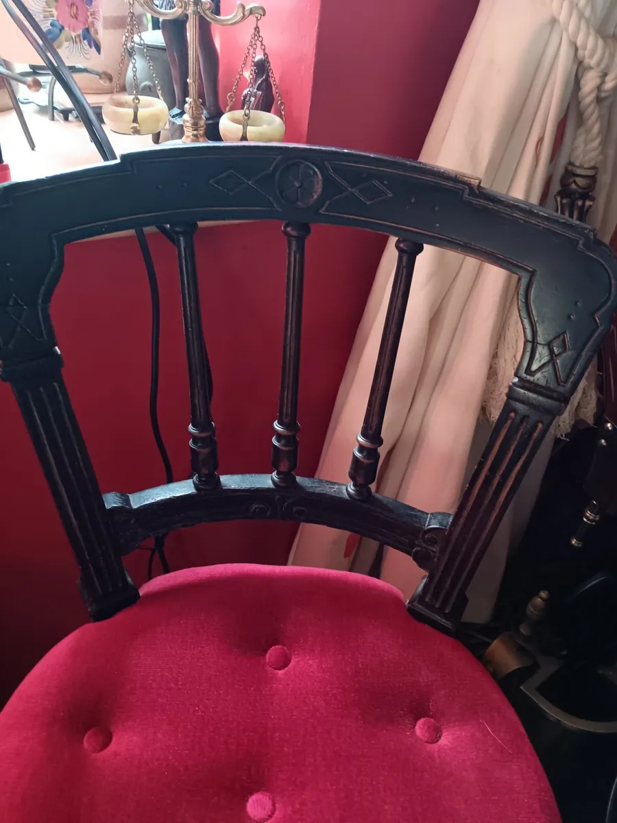 Antique nursing chair - Image 4