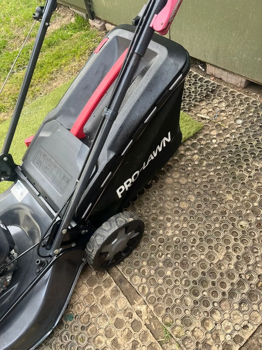 Lawnmower - Image 3