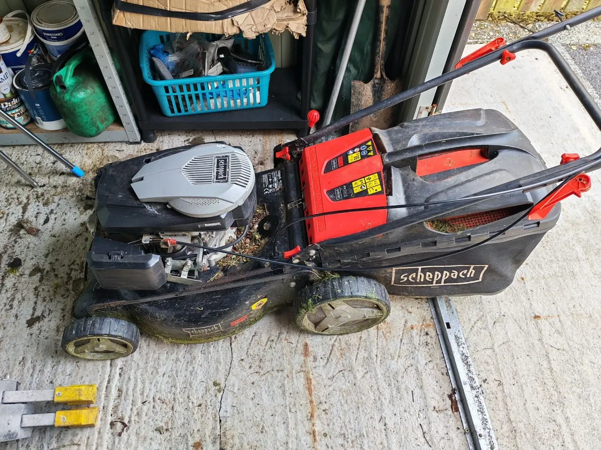 Petrol Lawnmower - Image 3