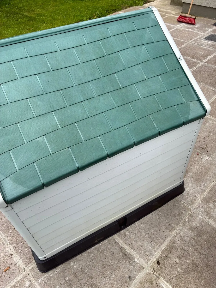 Dog house - Image 2